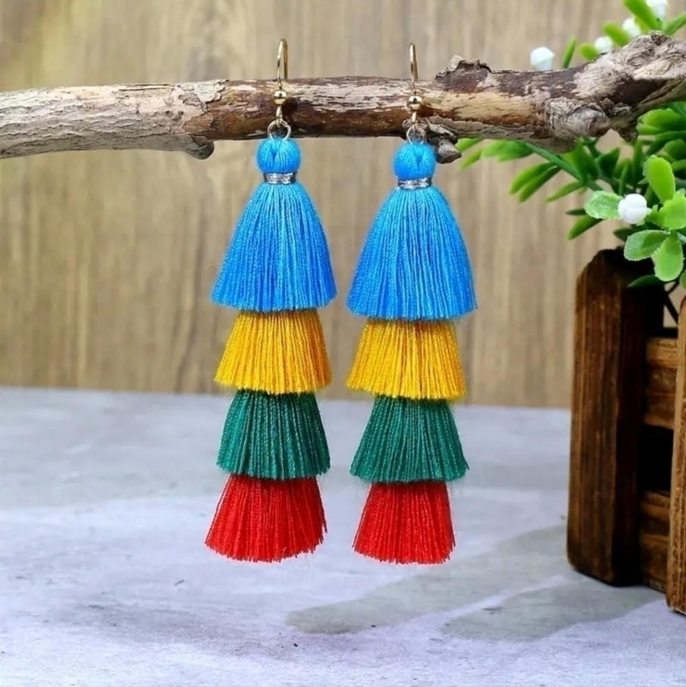 NWT Bohemian Multicolor Gradiant Cake Tassell Earrings Blue/Yellow